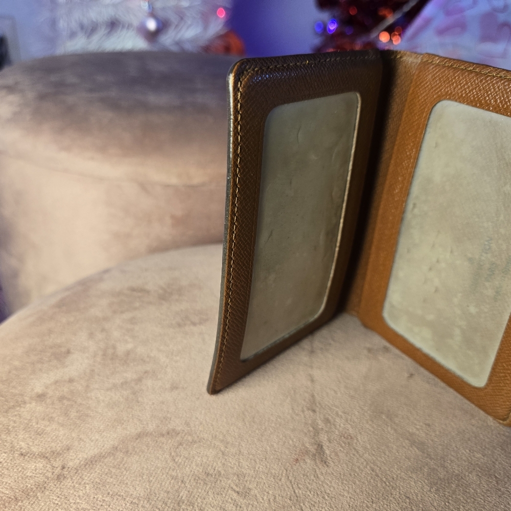 Vintage.Louis Vuitton Monogram Cardholder - Picture 3 of 5